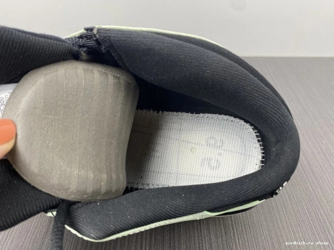 Retro Single's Low Air 13 (2021) DM0803-300 Day Jordan 0725